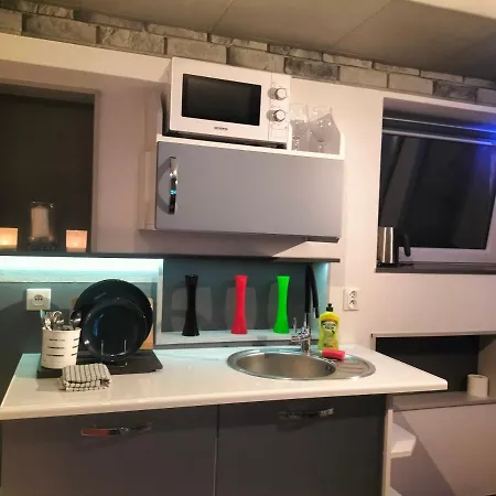 Apartment 24h Mini Na Kod Dostepu & Free Parking & No Keys *
