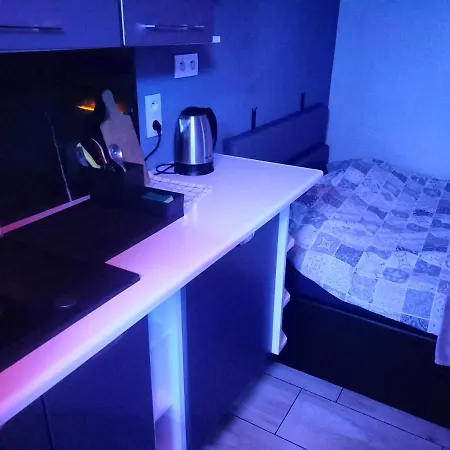 Appartement 24h Mini Na Kod Dostepu & Free Parking & No Keys Gdynia