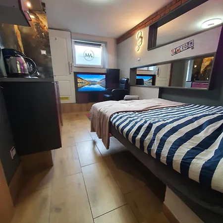 24h Mini Na Kod Dostepu & Free Parking & No Keys Appartement