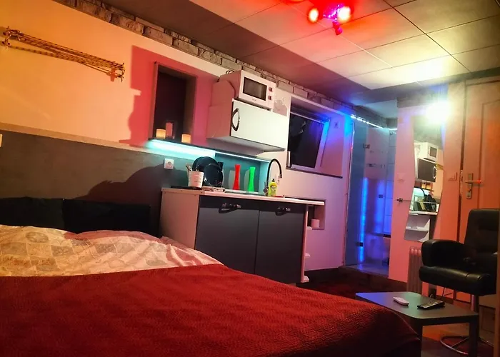 24h Mini Na Kod Dostepu & Free Parking & No Keys Апартаменти Гдиня