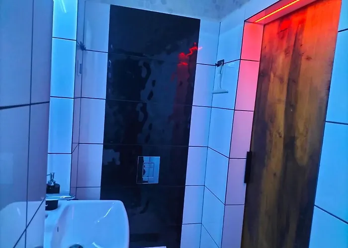 24h Mini Na Kod Dostepu & Free Parking & No Keys