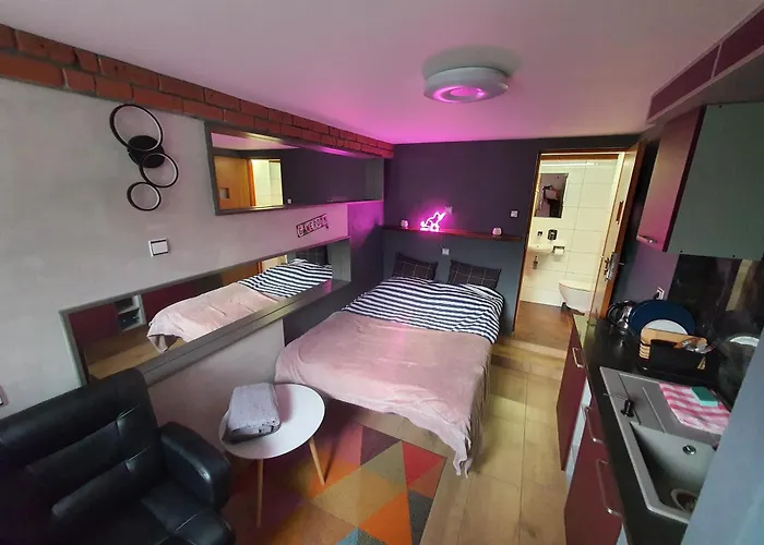 Apartment 24h Mini Na Kod Dostepu & Free Parking & No Keys *