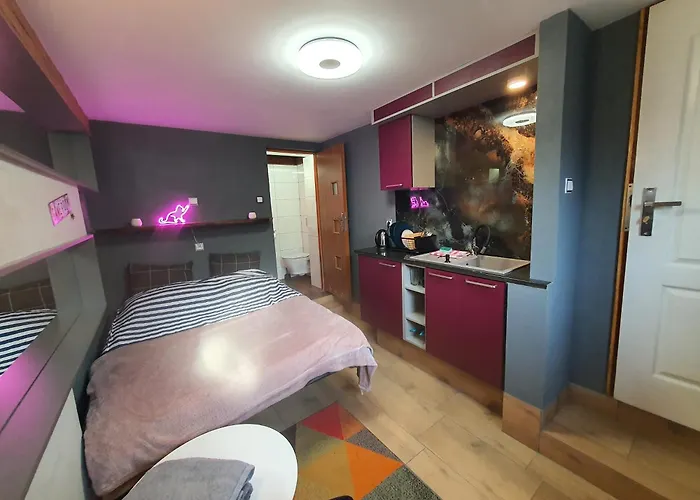 24h Mini Na Kod Dostepu & Free Parking & No Keys * Гдиня